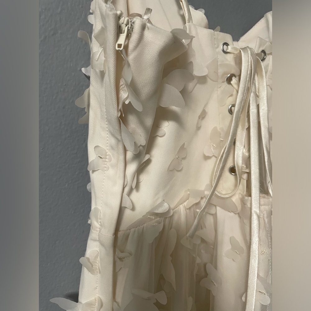 NWT Thirty/Thirty LA Butterfly Mesh Lace Up Midi Dress - Cream. Size Small - Picture 10 of 13